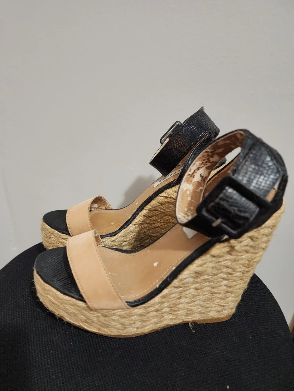 Steve Madden Black / Tan Wedges